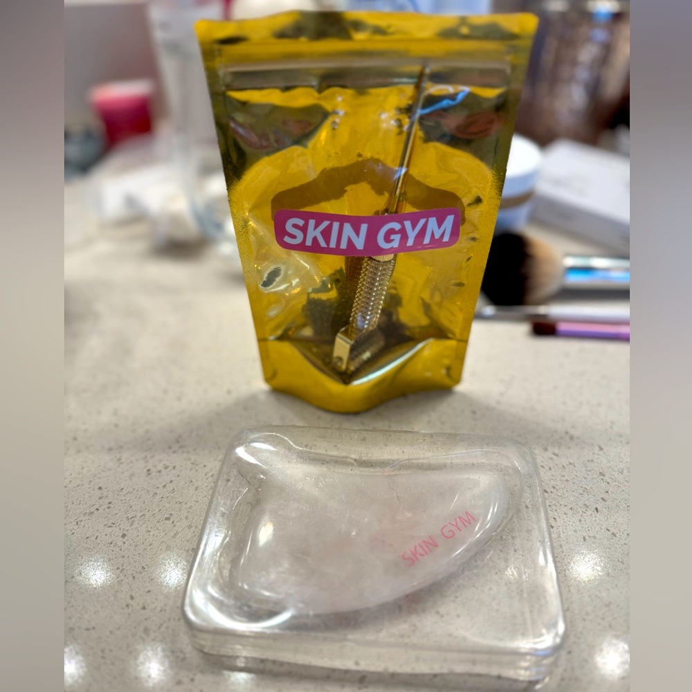 Skin Gym Derma Roller and Pink Jade Gua Sha